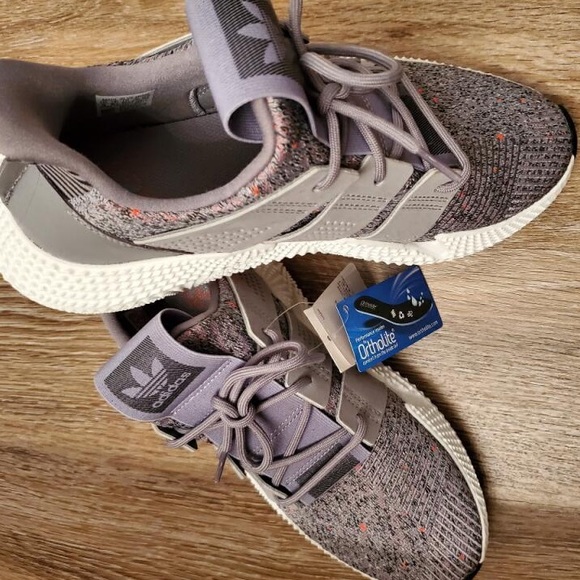 Adidas - Picture 1 of 3